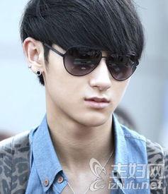 黄子韬个人  背景,黄子韬的成长之路